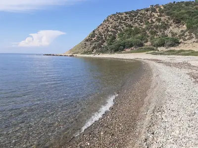 Gökçeada Marmaros Plajı: Tessissiz Doğal Koy Rehberi 2026