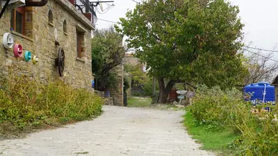 Gökçeada Kaleköy Rehberi: Kastro'nun Tarihi ve Gün Batımı
