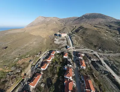 Yenibademli Köyü Rehberi: Gökçeada'nın Kalabalık Köyü
