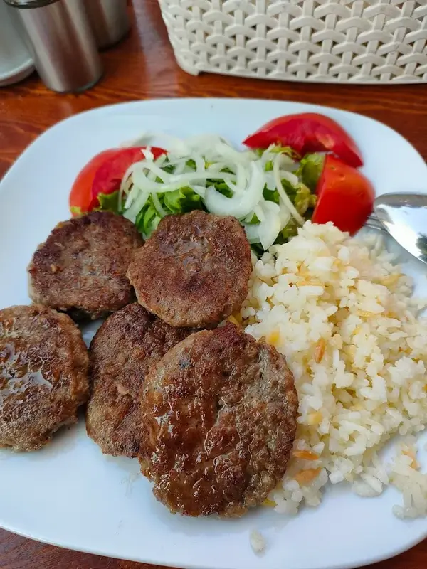 Gökçeada Lokantası Dayının Yeri