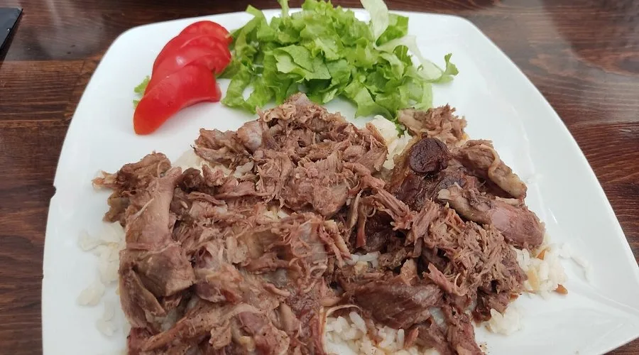 Oğlak tandır — Gökçeada'nın imza lezzeti
