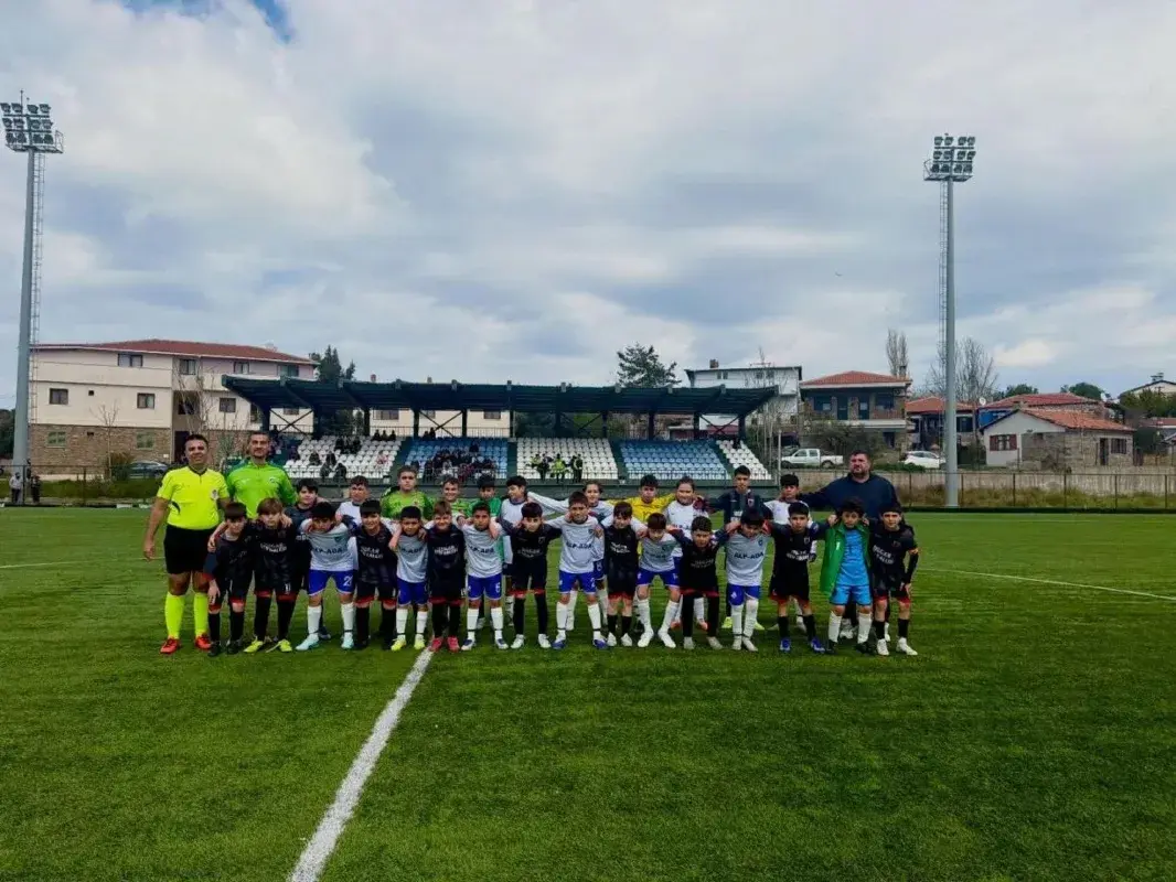 Gökçeada Spor U12 Takımı Sahasında Gelibolu'ya 3-2 Yenildi