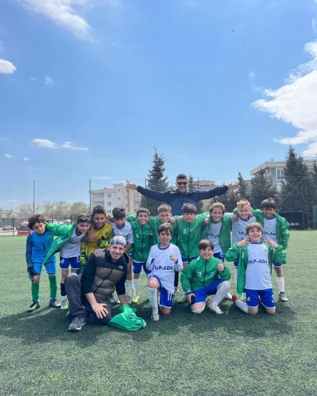 Gökçeada U-11 Futbol Takımı Deplasmanda 8-1 Kazandı