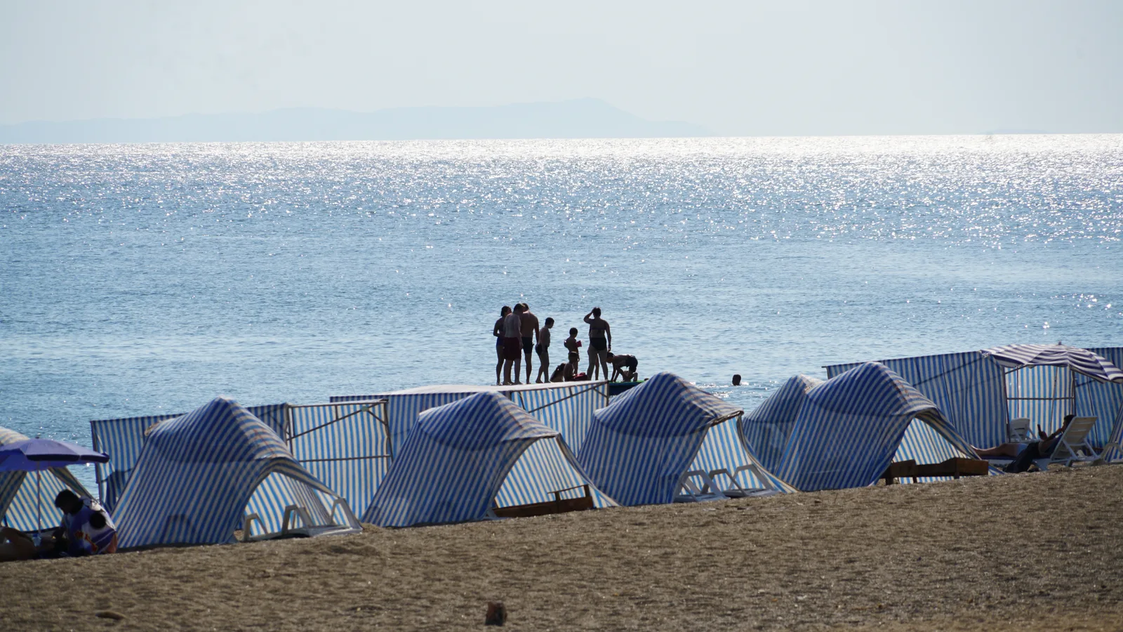 Gizli Liman koyu - kıyı manzarası
