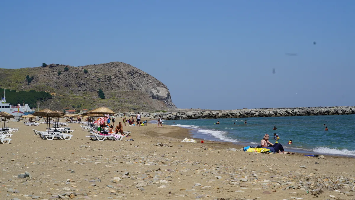 Kuzulimanı Plajı - plaj ve tesis alanı