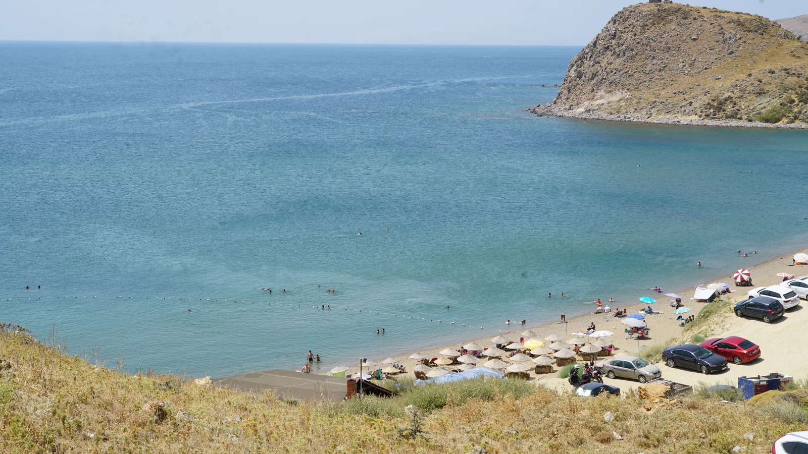 Gökçeada Laz Koyu - koy ve çevre manzarası