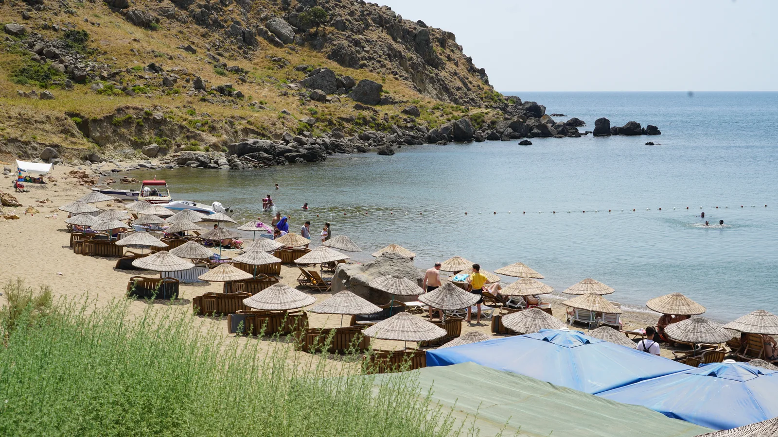 Gökçeada Laz Koyu - plaj ve deniz manzarası