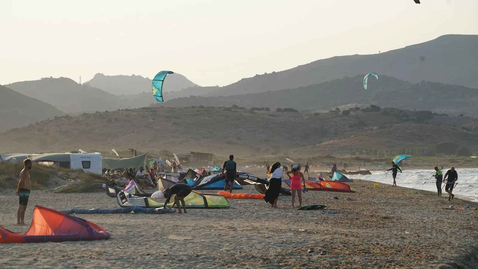 Gökçeada Rüzgar Sporları Rehberi: Windsurf ve Kitesurf