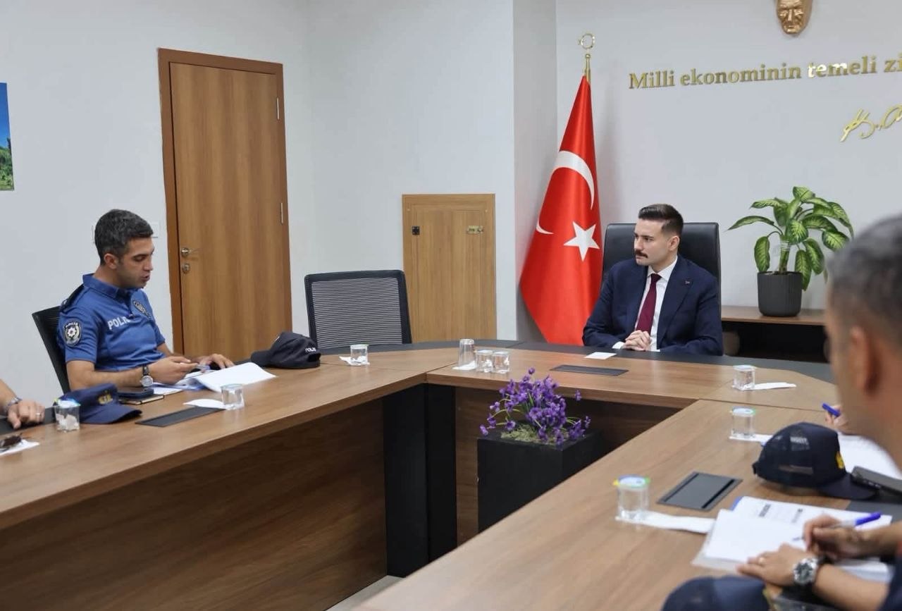Gökçeada'da Genişletilmiş Güvenlik ve Asayiş Toplantısı Gerçekleştirildi