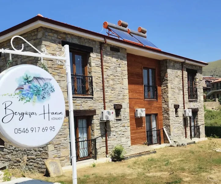 Bergüzar Hanım Konukevi