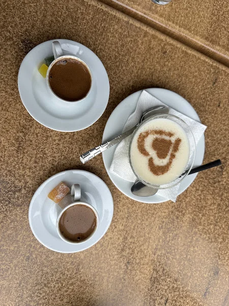 Cafe Garaj