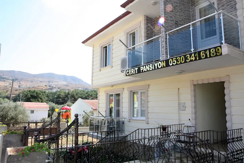 Cerit apart pansiyon Arka Plan