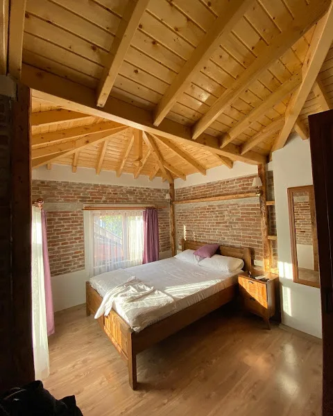 Hanımeli Cafe & Konukevi