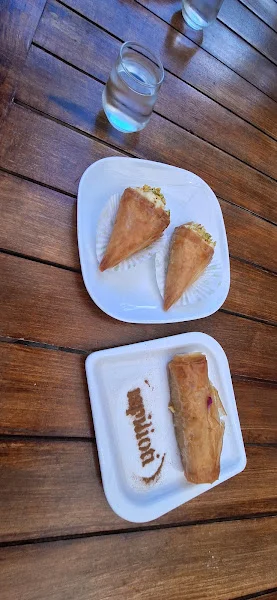 İspilioti Tatlıları & Kafe