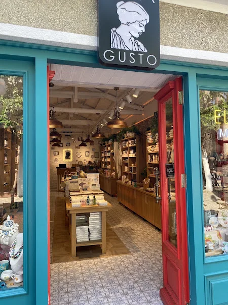 Kyria Gusto