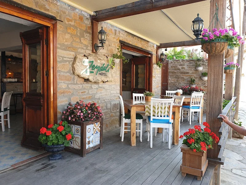 MADAM'IN ÖZEL DİBEK KAHVESİ