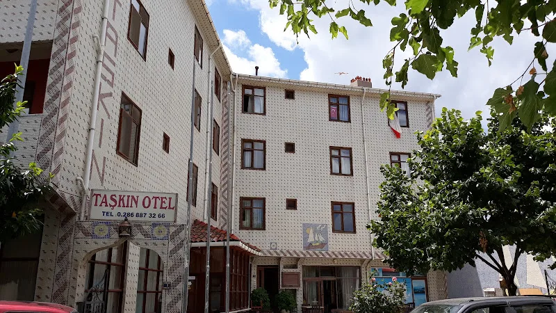 Taşkın Otel