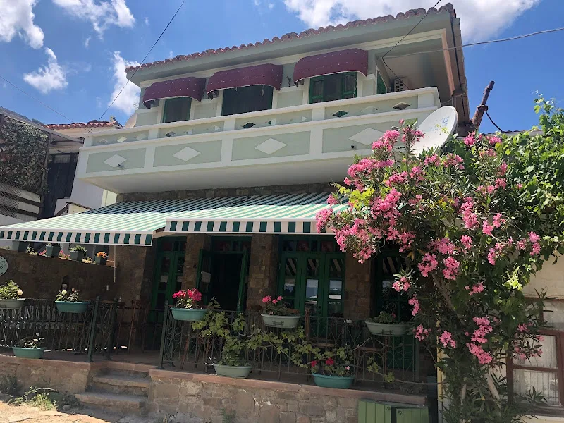 Yeşil Ev Butik Otel & Kafe Gökçeada