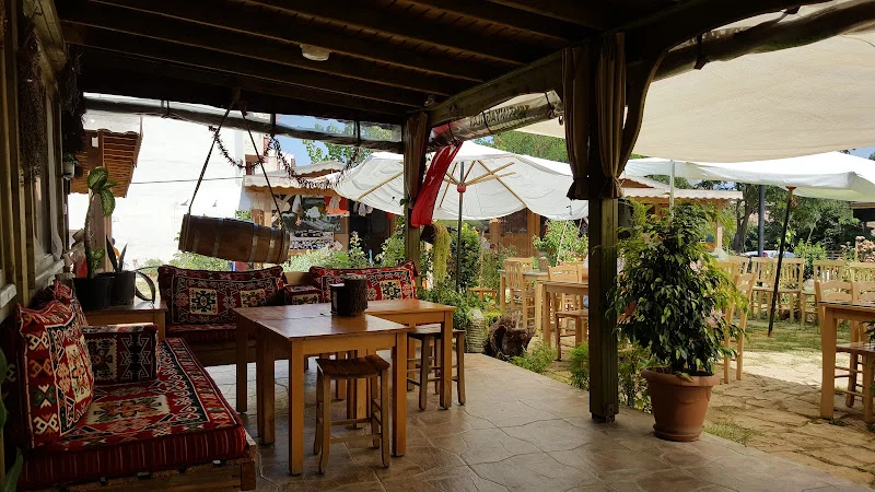 Yeşilyurt Cafe