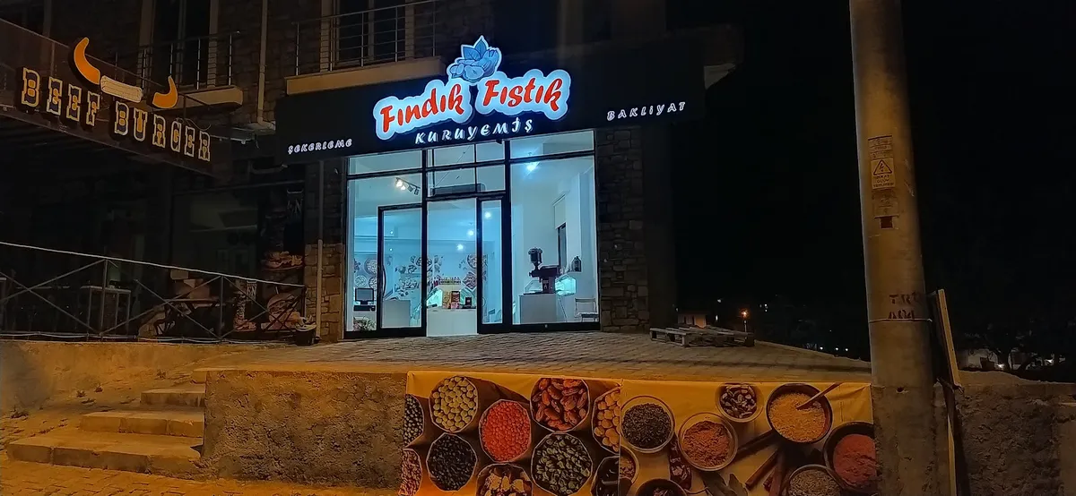 Fındık fıstık kuruyemiş
