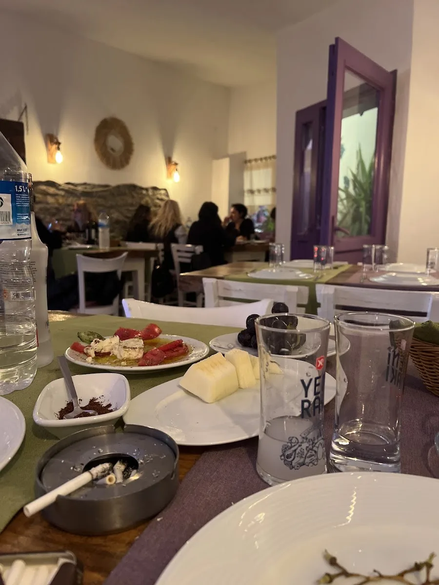 Sayende Meyhane Gökçeada