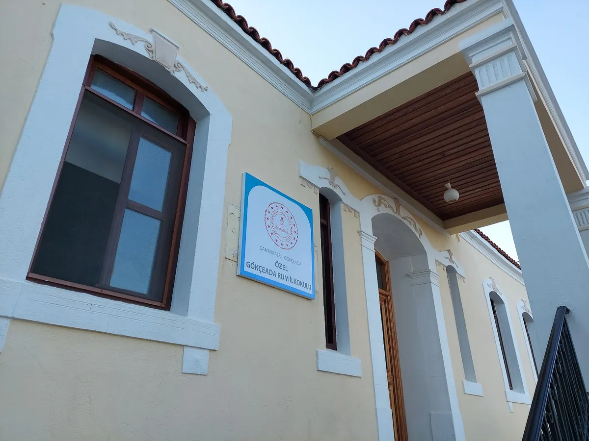 Aya Todori İlk Mektebi